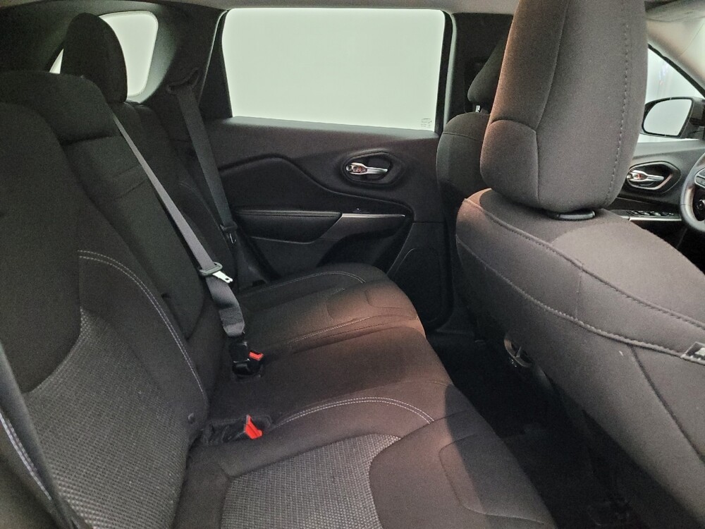 2019 Jeep Cherokee in Albuquerque, NM 87123 - 18093865 19