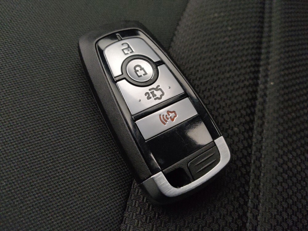 2020 Ford Fusion in Phoenix, AZ 85015 - 18093867 32