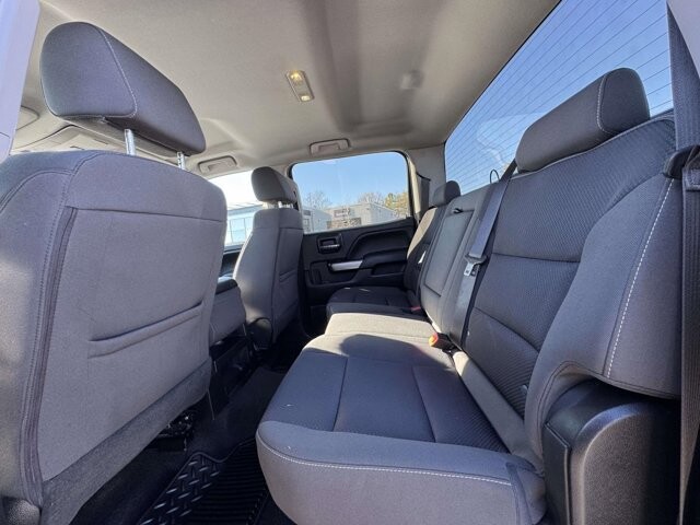 2018 Chevrolet Silverado 1500 in Winchester, VA 22602 - 18093877 12