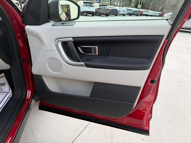 2019 Land Rover Discovery Sport in Knoxville, TN 37920 - 18093884 10