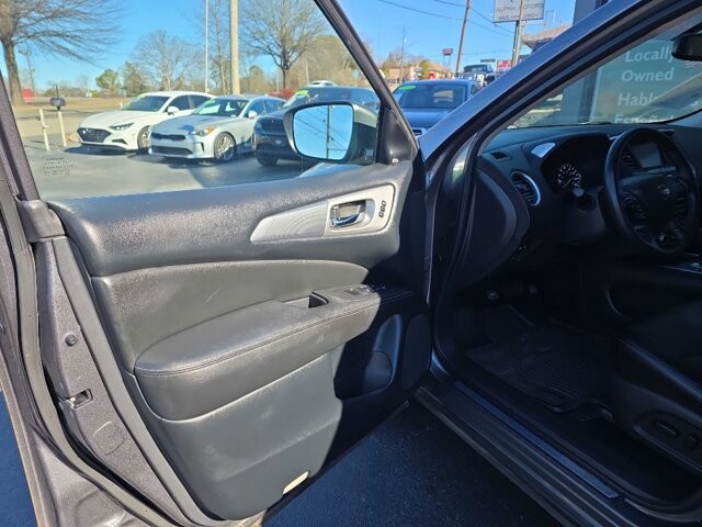 2019 Nissan Pathfinder in Knoxville, TN 37912 - 18093894 7