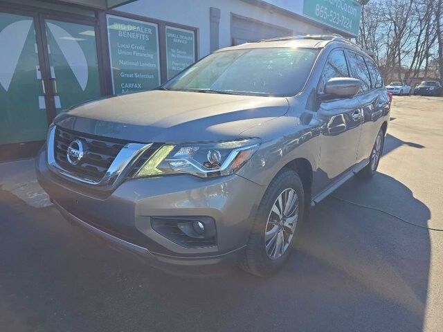 2019 Nissan Pathfinder in Knoxville, TN 37912 - 18093894
