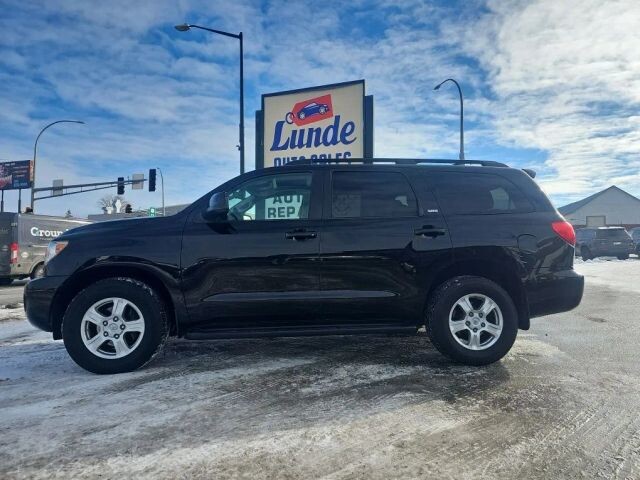 2015 Toyota Sequoia in Wadena, MN 56482 - 18093896 22