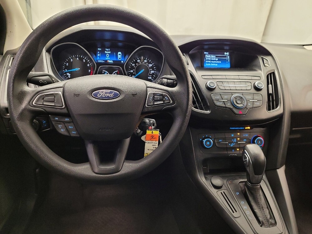 2018 Ford Focus in Downey, CA 90241 - 18093900 22