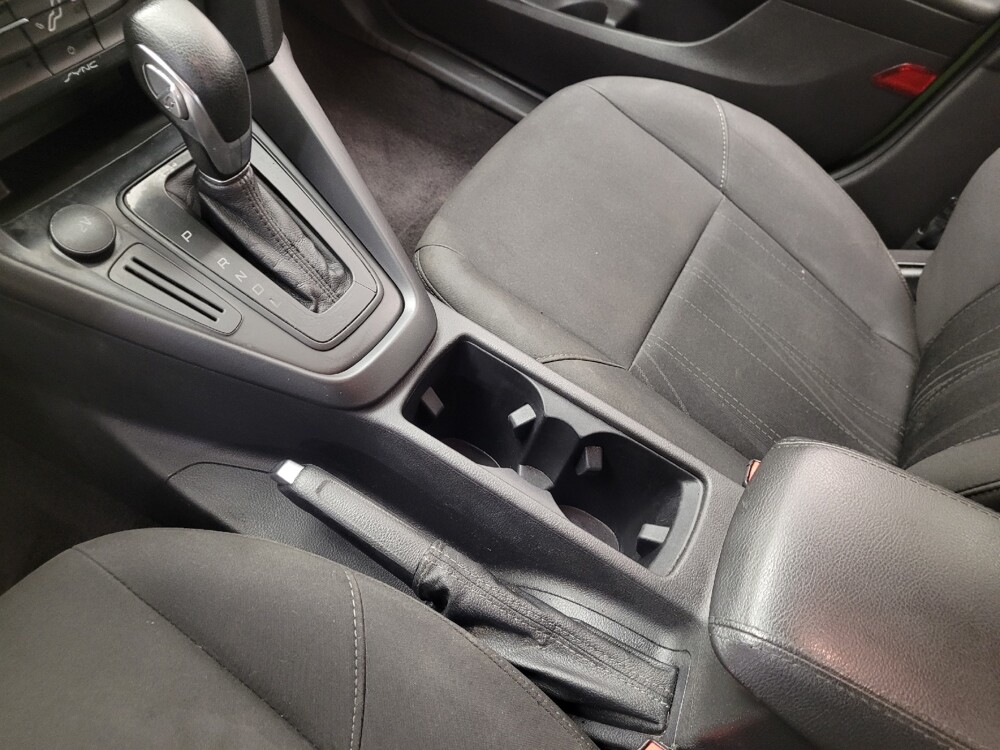 2018 Ford Focus in Downey, CA 90241 - 18093900 26