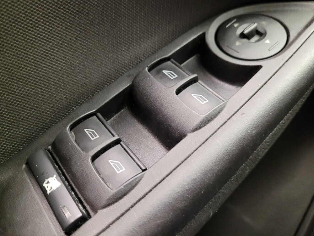 2018 Ford Focus in Downey, CA 90241 - 18093900 27