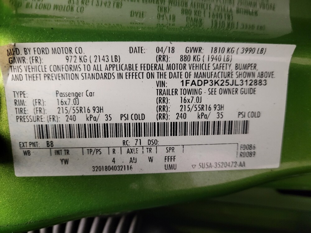 2018 Ford Focus in Downey, CA 90241 - 18093900 33