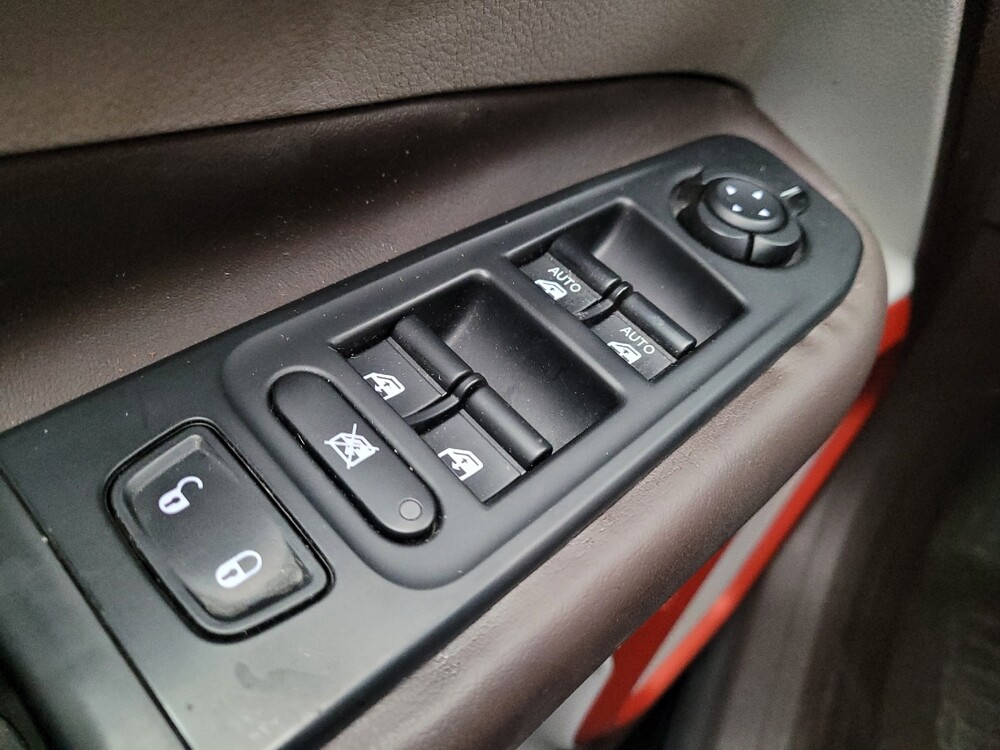 2015 Jeep Renegade in Montclair, CA 91763 - 18093901 27