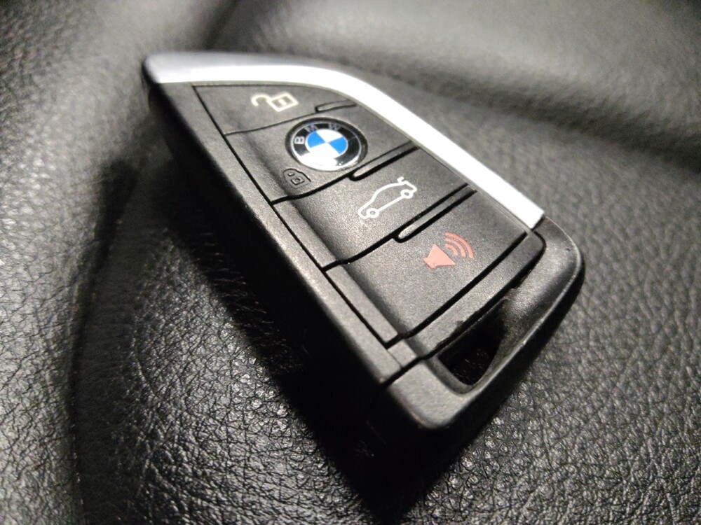 2018 BMW X1 in Chandler, AZ 85225 - 18093903 32