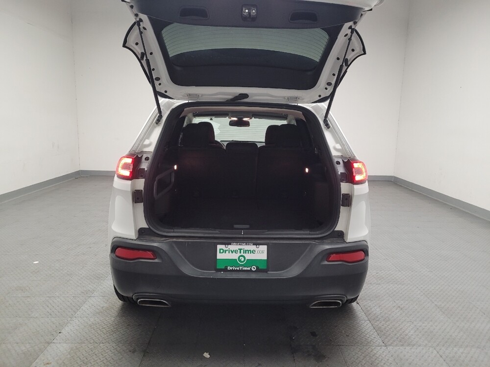 2018 Jeep Cherokee in Downey, CA 90241 - 18093907 29