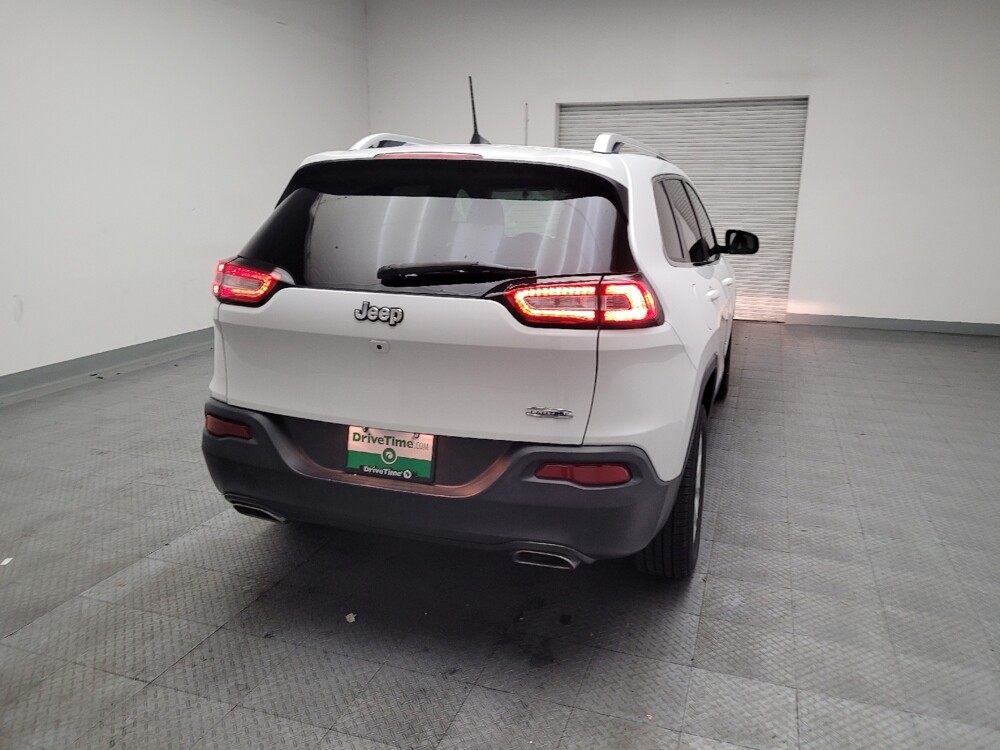 2018 Jeep Cherokee in Downey, CA 90241 - 18093907 7
