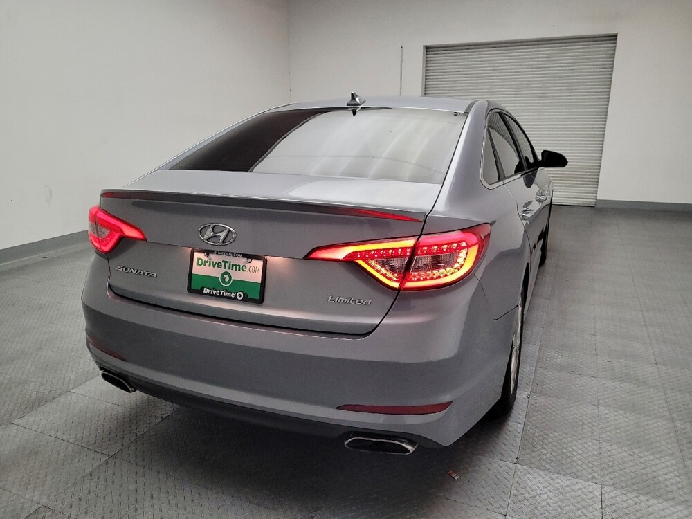 2015 Hyundai Sonata in Downey, CA 90241 - 18093912 7