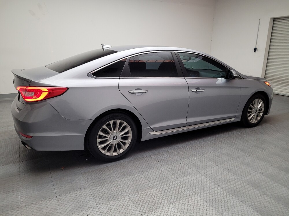 2015 Hyundai Sonata in Downey, CA 90241 - 18093912 10