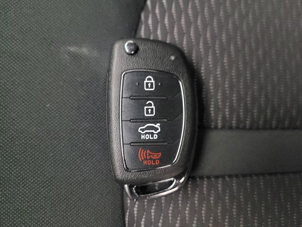 2018 Hyundai Sonata in Downey, CA 90241 - 18093914 32