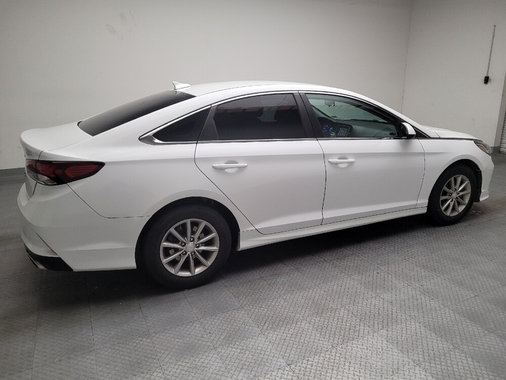 2018 Hyundai Sonata in Downey, CA 90241 - 18093914 10