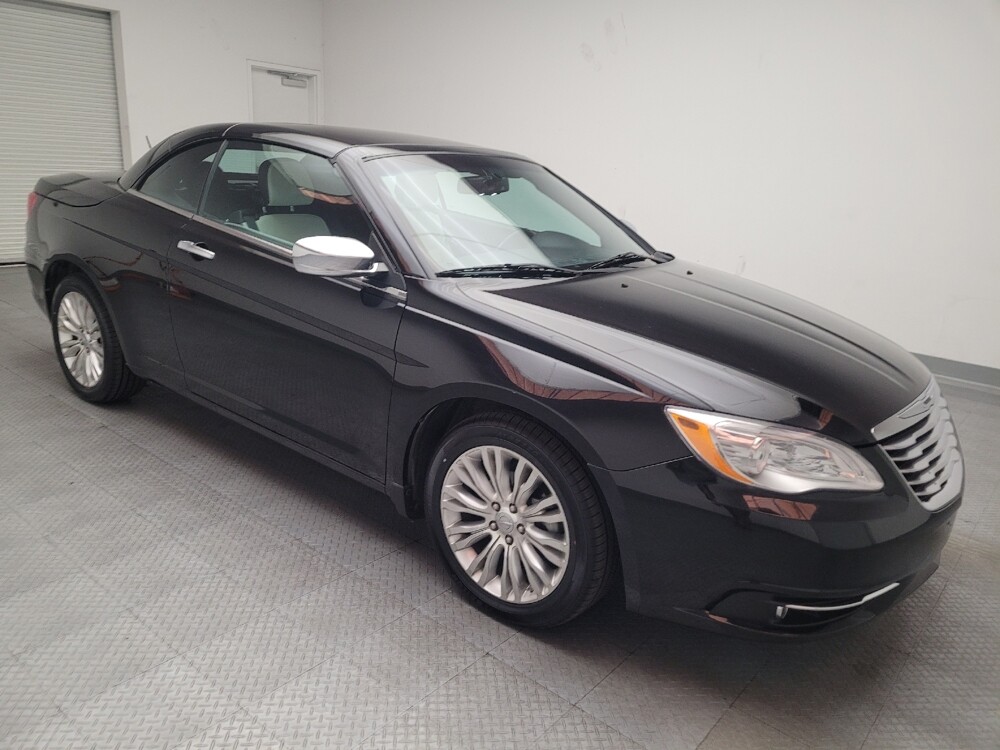 2014 Chrysler 200 in Downey, CA 90241 - 18093920 13