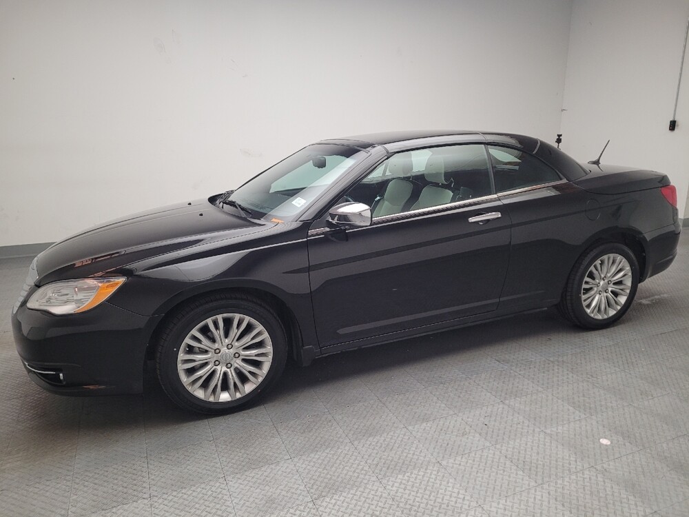 2014 Chrysler 200 in Downey, CA 90241 - 18093920 2
