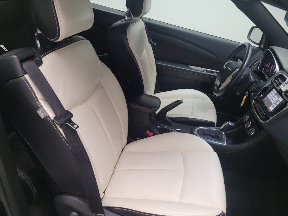 2014 Chrysler 200 in Downey, CA 90241 - 18093920 21