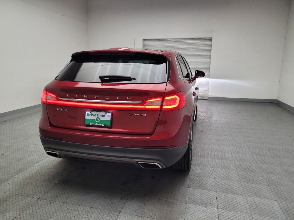 2016 Lincoln MKX in Downey, CA 90241 - 18093921 7