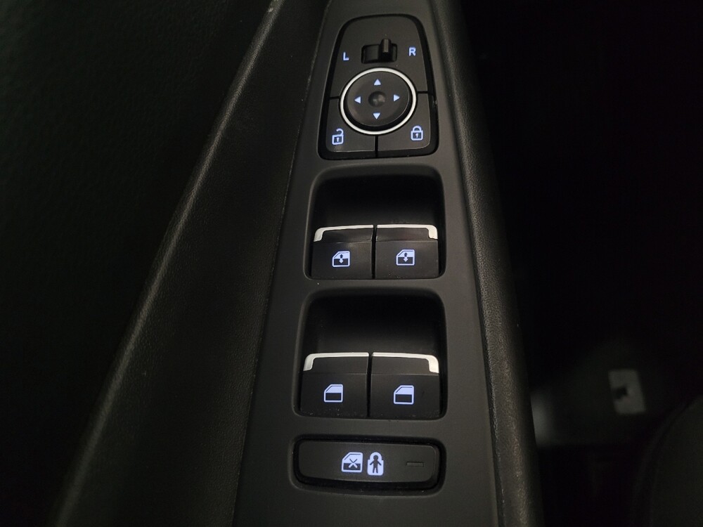 2022 Hyundai Santa Fe in Wichita, KS 67207 - 18093925 27