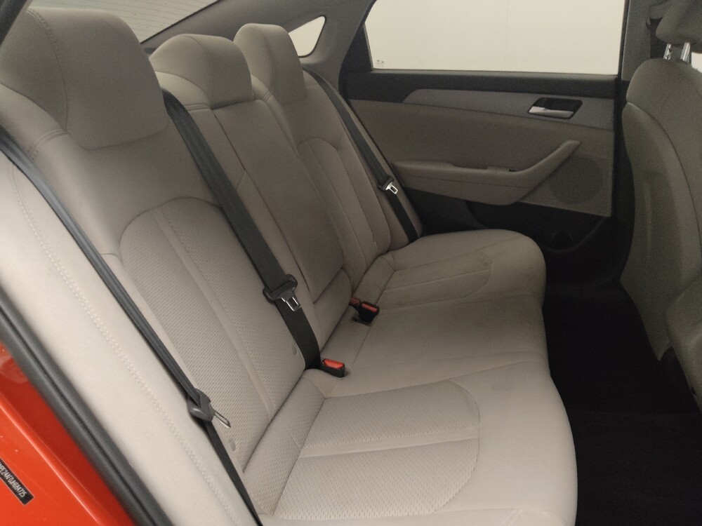 2018 Hyundai Sonata in Jackson, MS 39211 - 18093926 19