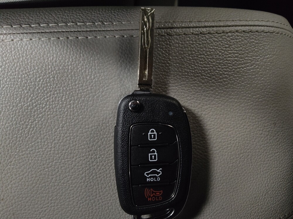 2018 Hyundai Sonata in Jackson, MS 39211 - 18093926 32