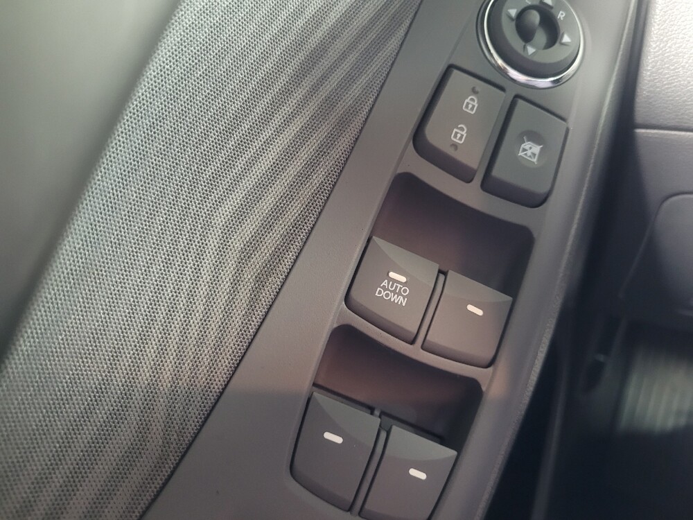 2013 Hyundai Elantra in Jackson, MS 39211 - 18093933 27