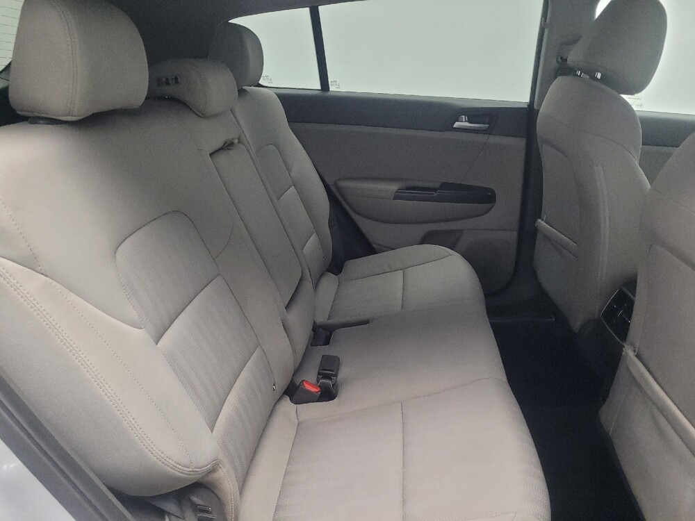 2017 Kia Sportage in Jackson, MS 39211 - 18093941 19