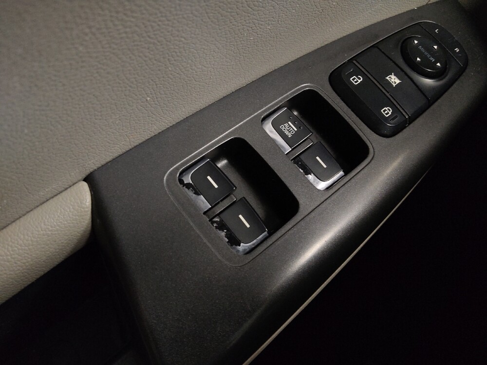 2017 Kia Sportage in Jackson, MS 39211 - 18093941 27