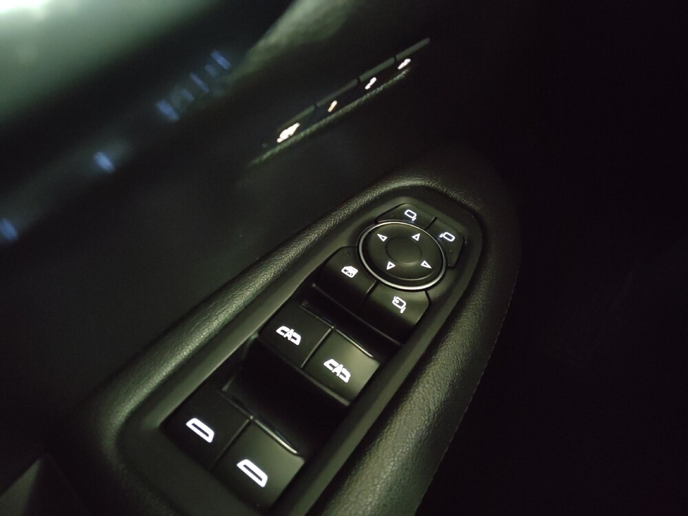 2017 Cadillac XT5 in Morrow, GA 30260 - 18093942 27