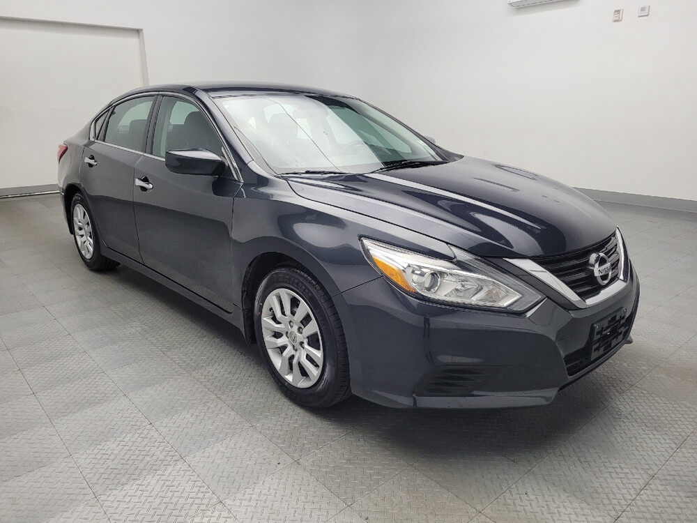 2016 Nissan Altima in Round Rock, TX 78664 - 18093943 13