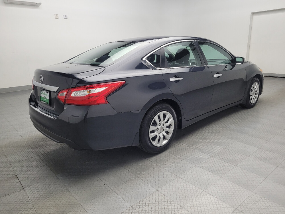 2016 Nissan Altima in Round Rock, TX 78664 - 18093943 9