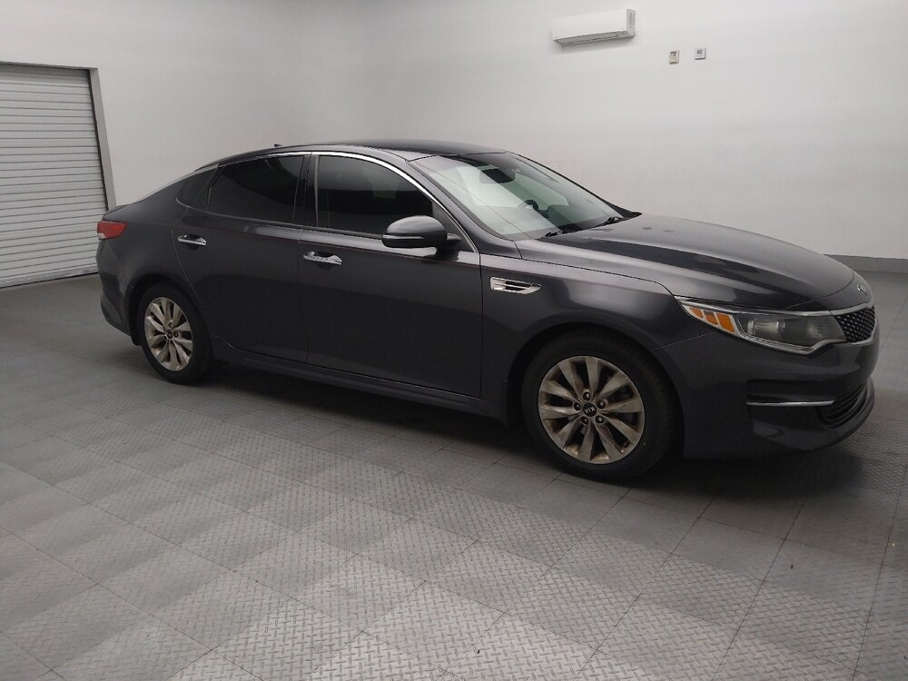 2018 Kia Optima in Tyler, TX 75701 - 18093951 11