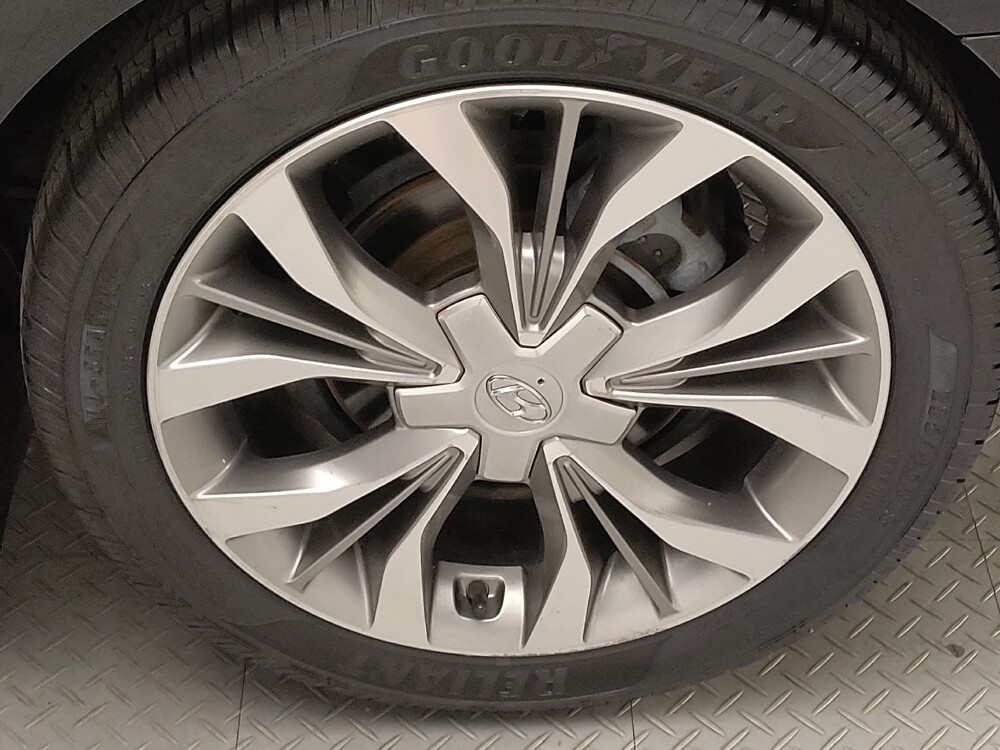 2015 Hyundai Sonata in Tyler, TX 75701 - 18093954 31