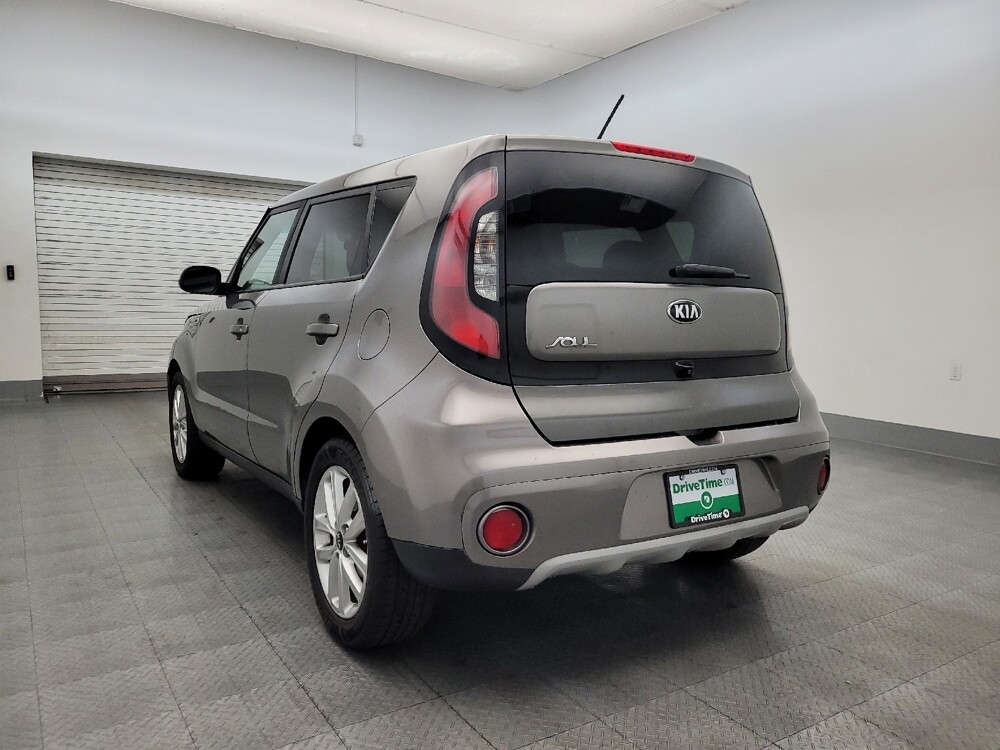 2019 Kia Soul in Phoenix, AZ 85022 - 18093968 5