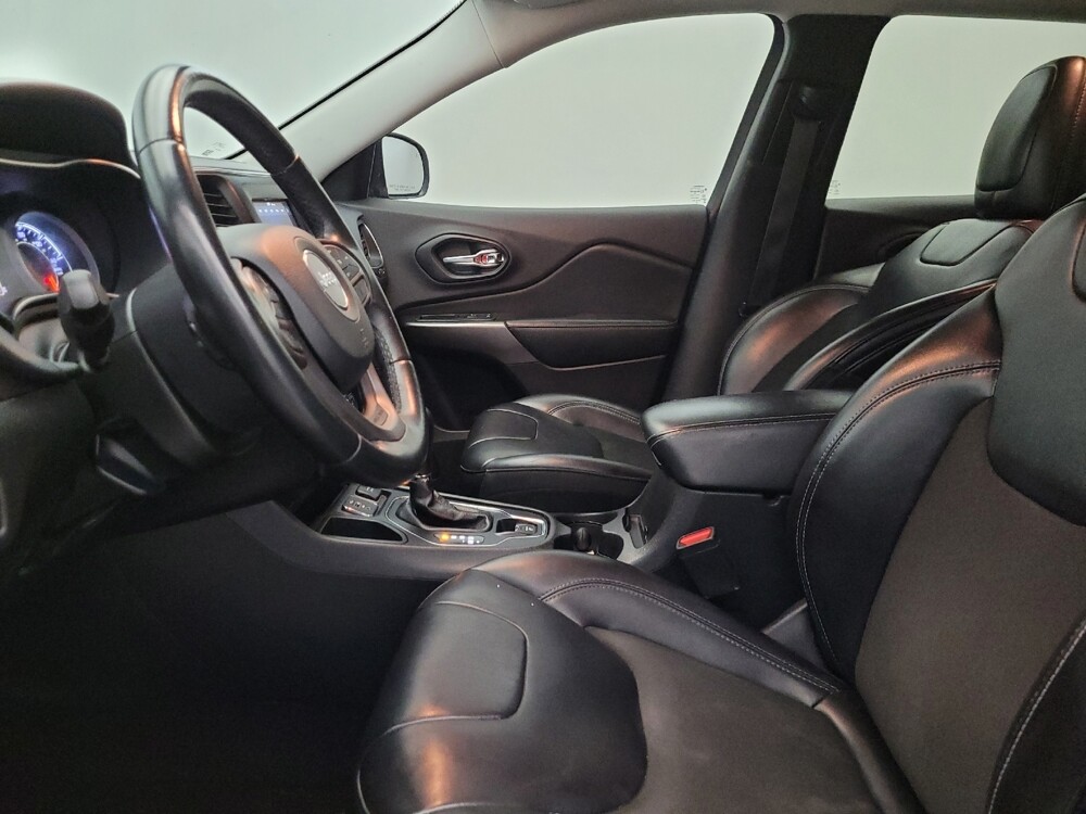 2019 Jeep Cherokee in Mesa, AZ 85210 - 18093970 17