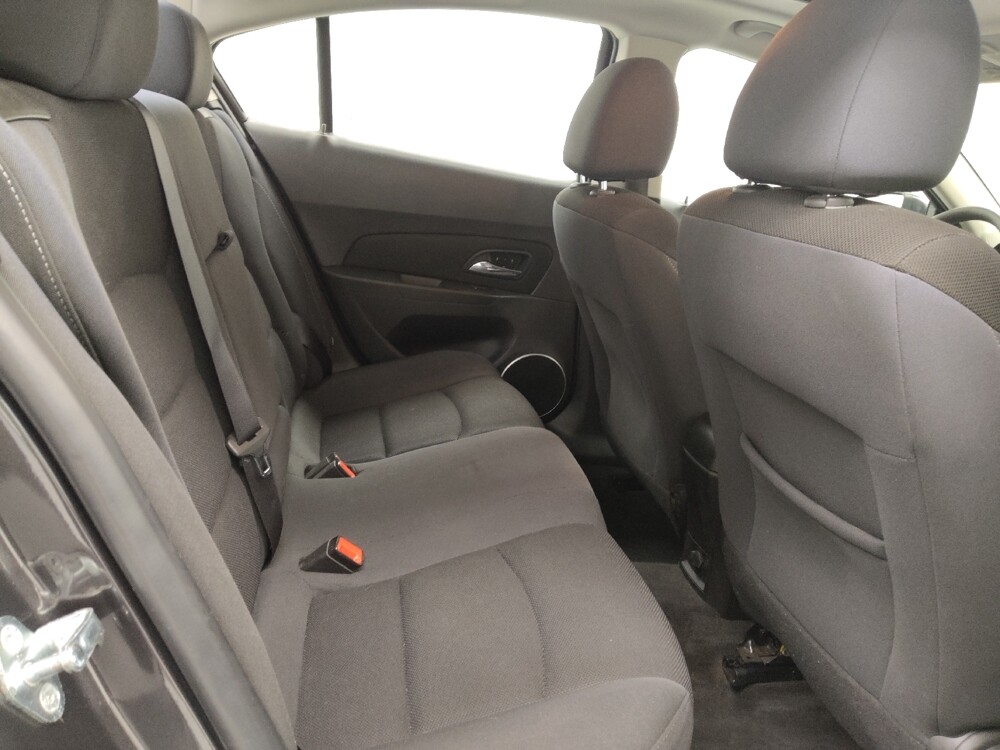 2016 Chevrolet Cruze in St. Louis, MO 63125 - 18093972 19