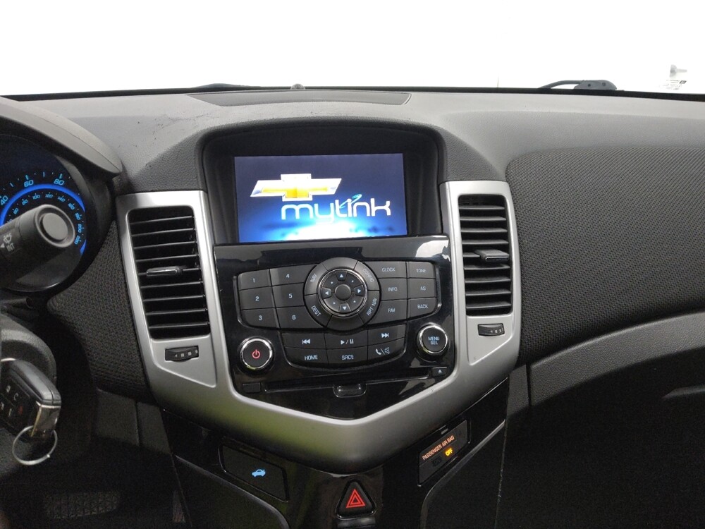 2016 Chevrolet Cruze in St. Louis, MO 63125 - 18093972 25