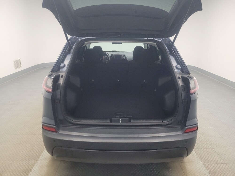 2020 Jeep Cherokee in Mishawaka, IN 46545 - 18093973 29