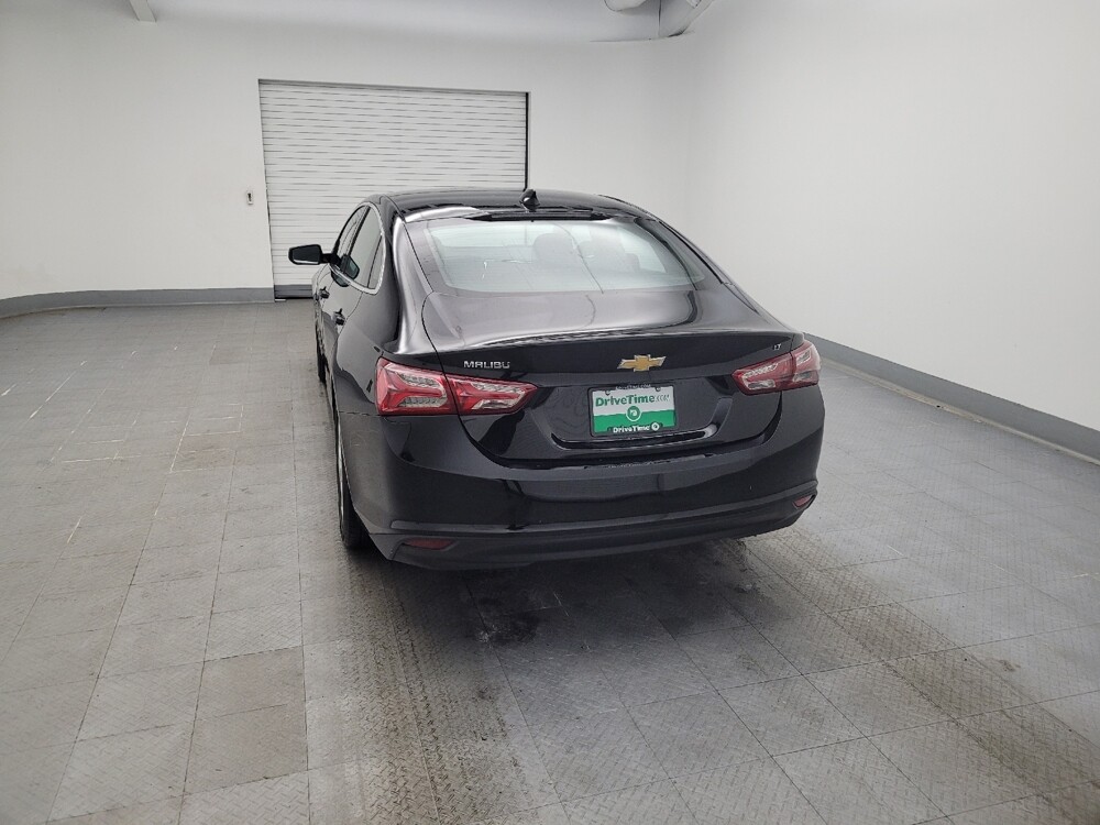 2021 Chevrolet Malibu in Cincinnati, OH 45255 - 18093978 6
