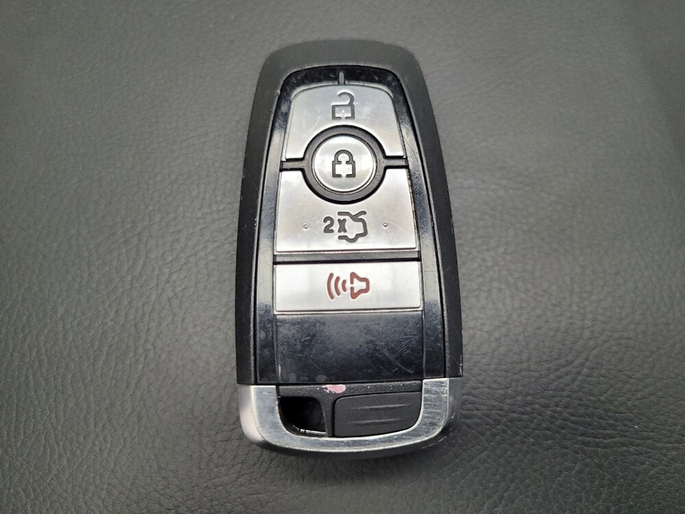 2020 Ford Fusion in Las Vegas, NV 89102 - 18093981 32