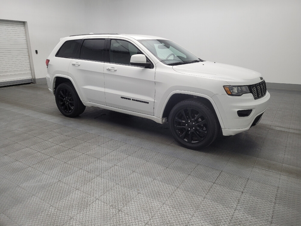 2018 Jeep Grand Cherokee in Hialeah, FL 33014 - 18093982 11