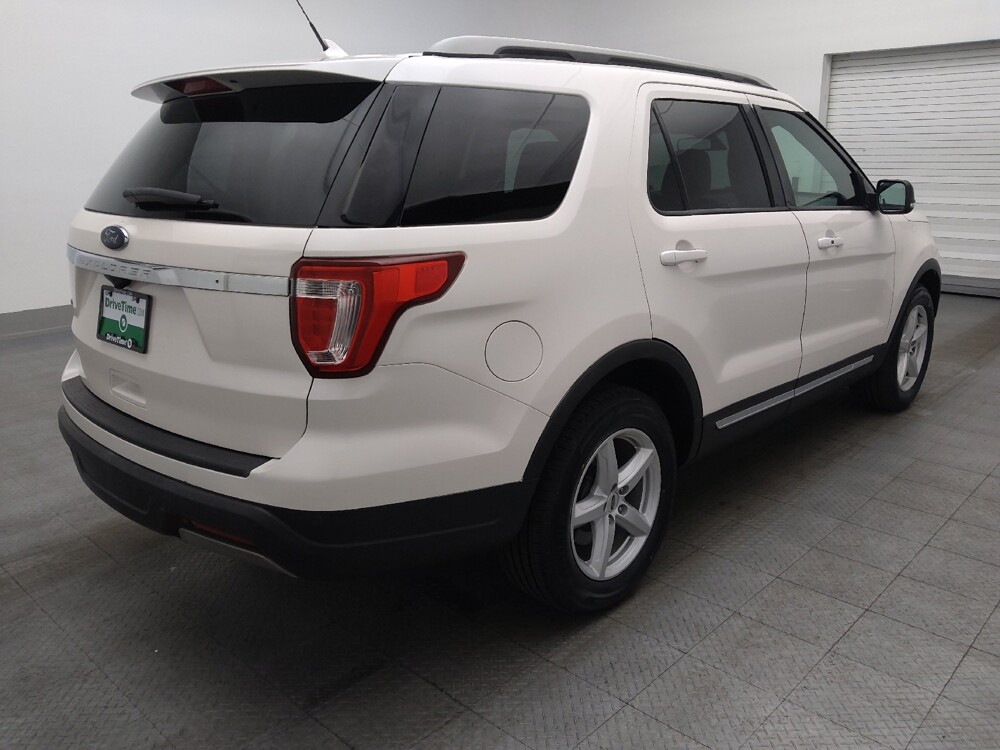 2019 Ford Explorer in Orlando, FL 32808 - 18093991 9