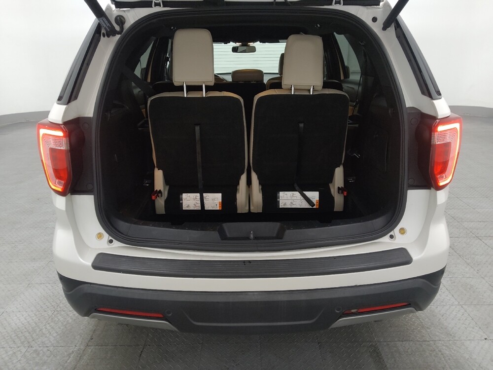 2019 Ford Explorer in Orlando, FL 32808 - 18093991 29