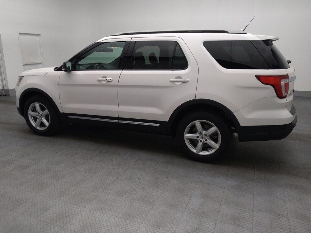 2019 Ford Explorer in Orlando, FL 32808 - 18093991 3
