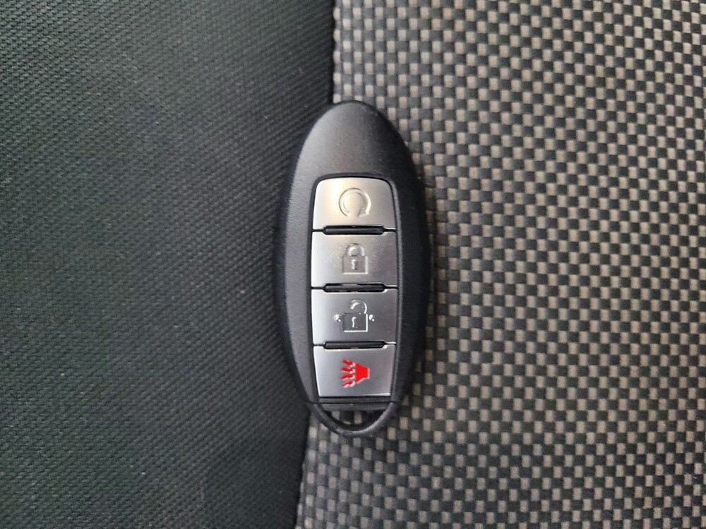 2017 Nissan Pathfinder in Memphis, TN 38128 - 18093994 32