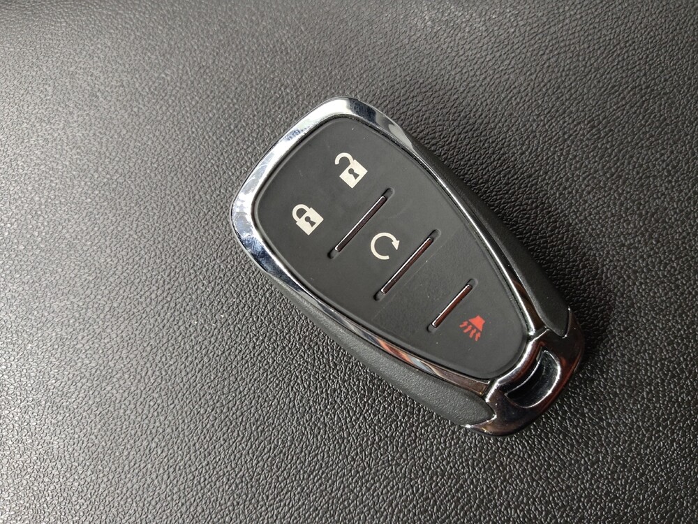 2019 Chevrolet Equinox in Greenville, NC 27834 - 18093996 32