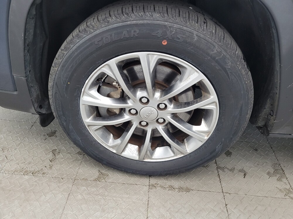 2020 Jeep Cherokee in Raleigh, NC 27604 - 18093998 31