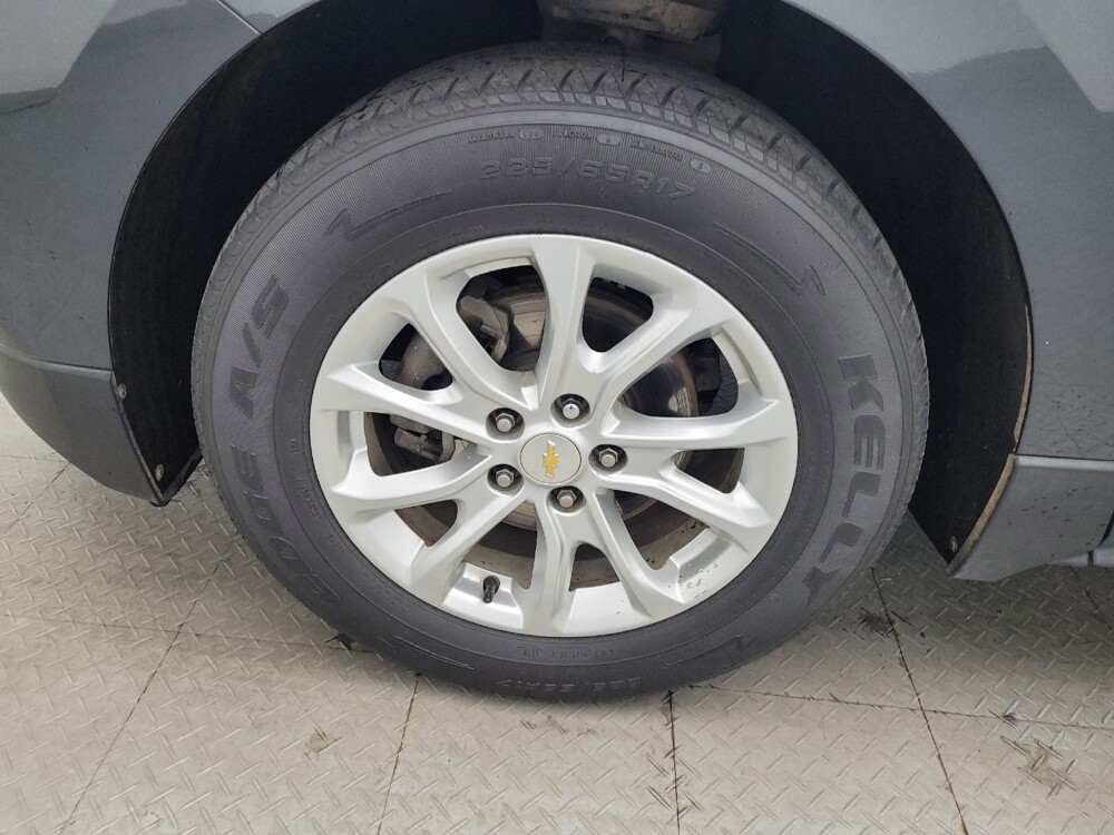 2020 Chevrolet Equinox in Greenville, SC 29607 - 18094000 31