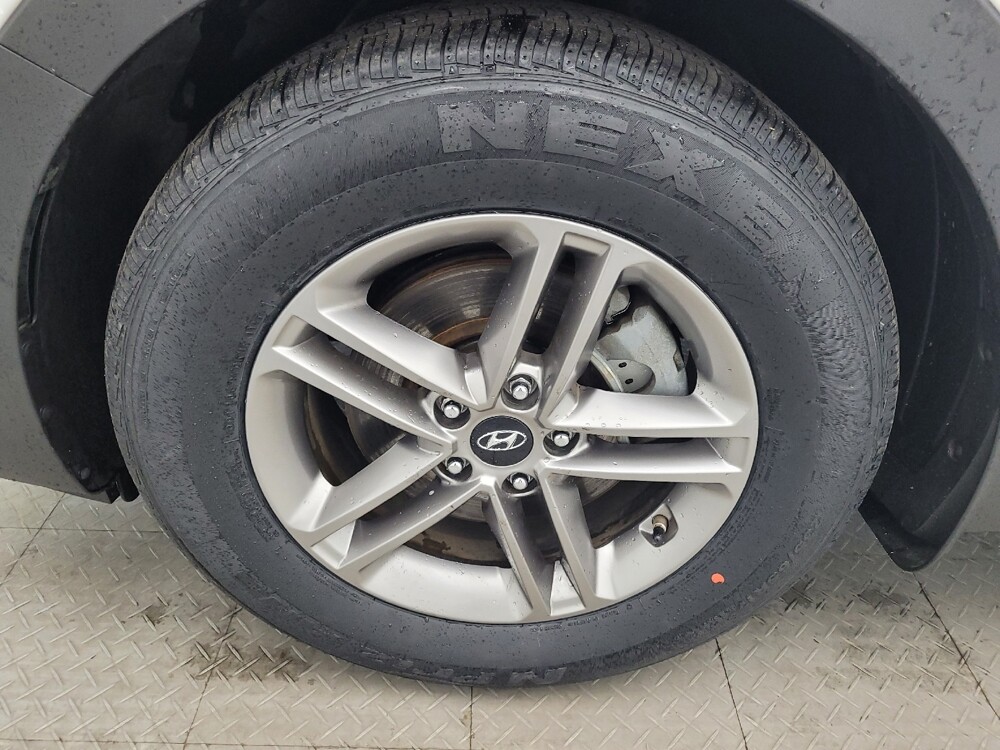 2017 Hyundai Santa Fe in Fayetteville, NC 28304 - 18094002 31